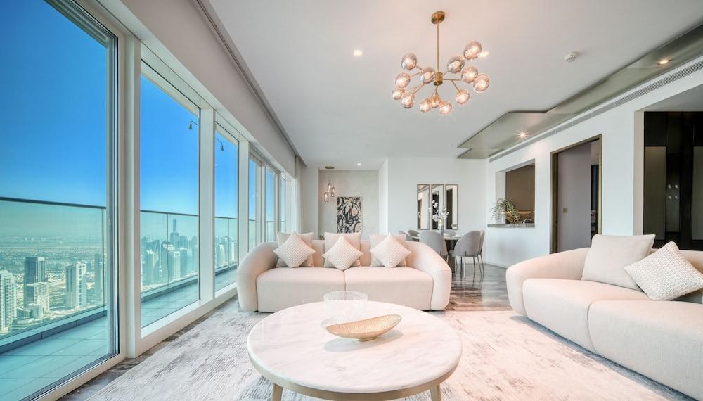 KOHH - 3BR in DAMAC Heights - Tap to explore photos