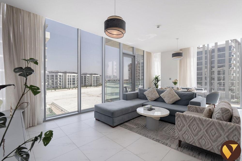 Vogue | District One Residences close to Downtown Dubai Mall | Burj Khalifa - Tap to explore photos