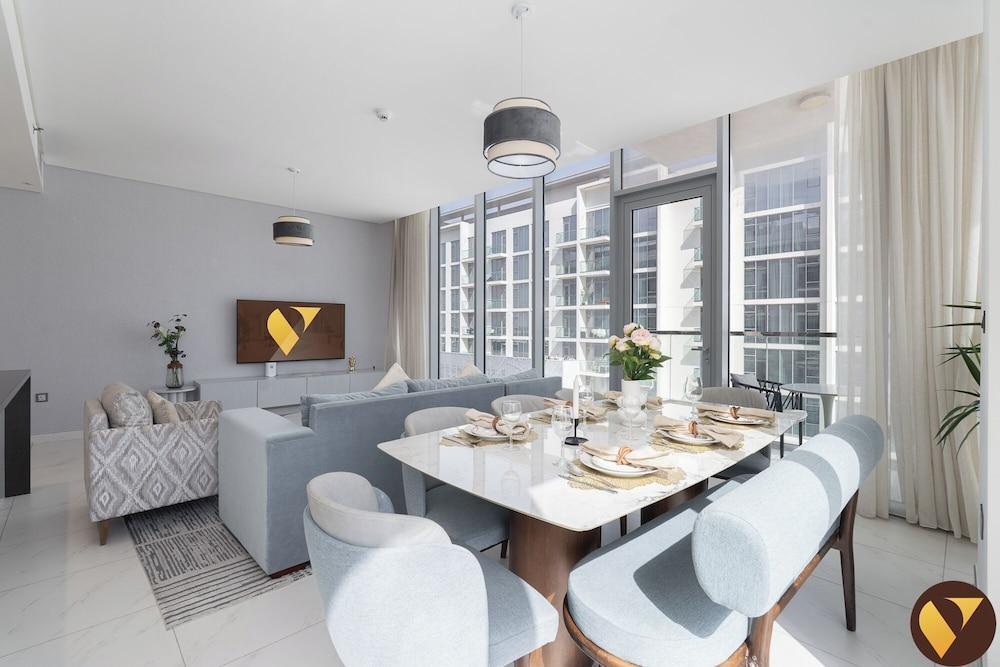 Vogue | District One Residences close to Downtown Dubai Mall | Burj Khalifa Room Type - Luxury Apartment Vogue | District One Residences close to Downtown Dubai Mall | Burj Khalifa Room Type - Luxury Apartment
