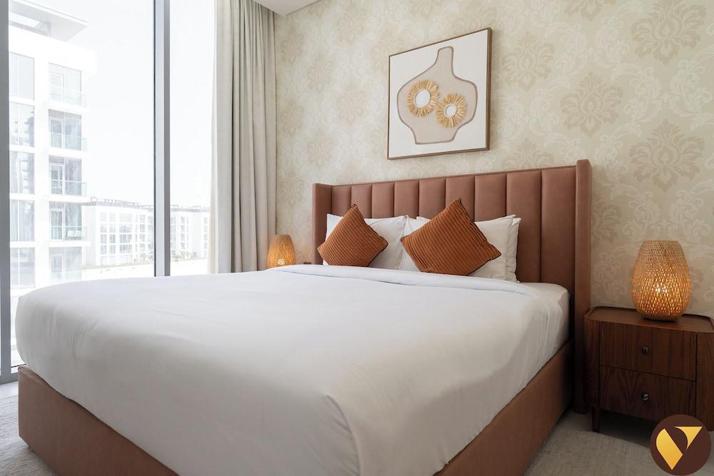 Vogue | District One Residences close to Downtown Dubai Mall | Burj Khalifa