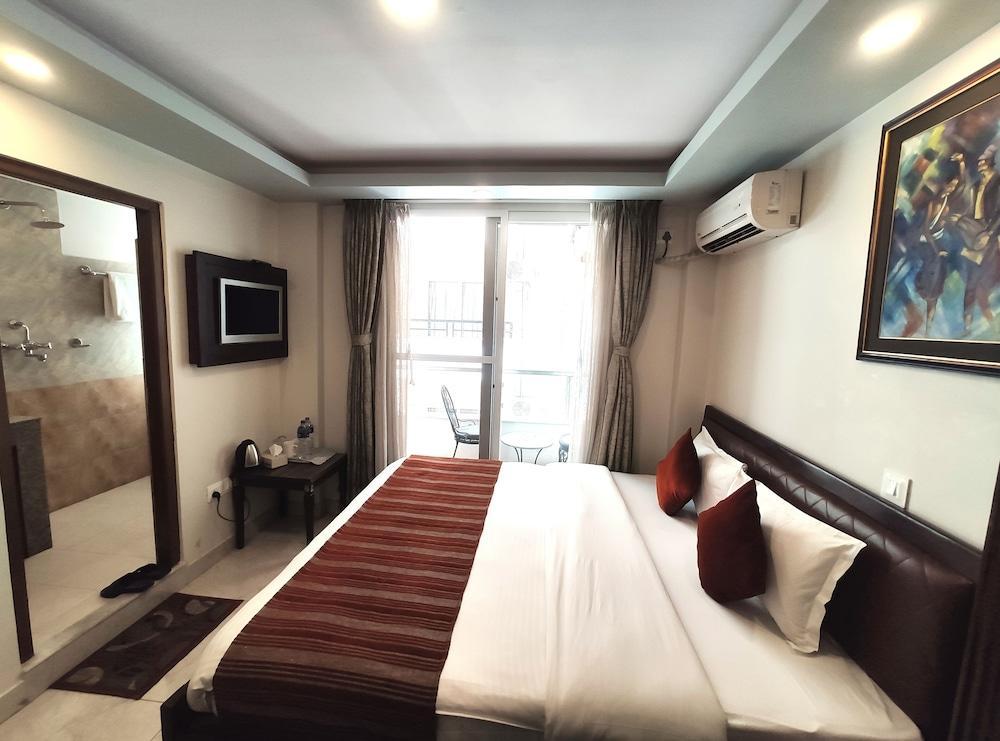 Hotel Pipal tree. Room Type - Deluxe Double or Twin Room