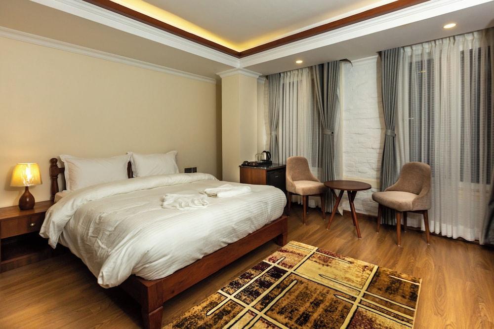 Darbar Heritage Inn Room Type - Standard Twin Room, 2 Twin Beds, Non Smoking, City View