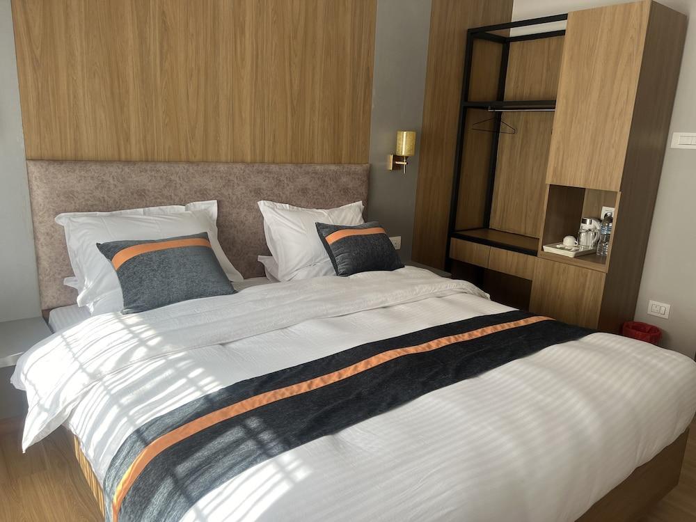 Aawas Boutique Hotel Room Type - Deluxe Double or Twin Room, 1 Bedroom