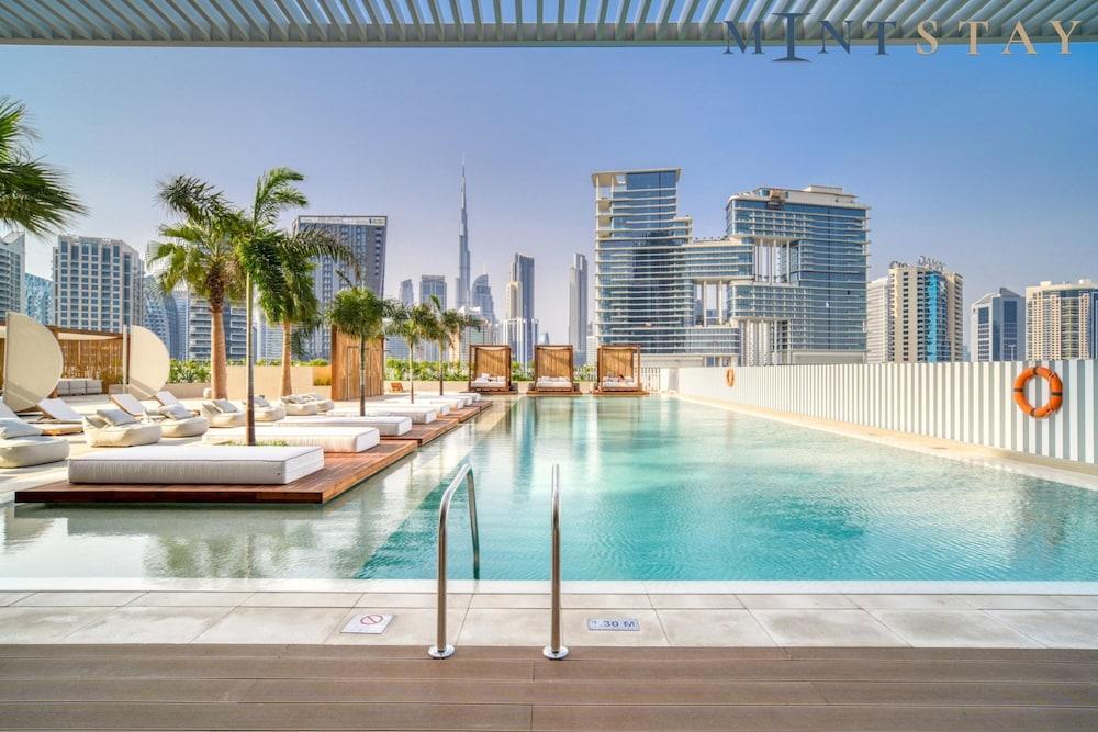 Prime Location Pristine Studio in Business Bay