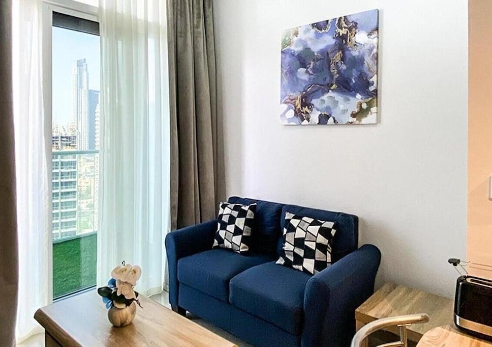 Mh- Lovely One Bedroom Apt Reva Residence Ref 24021 - Tap to explore photos