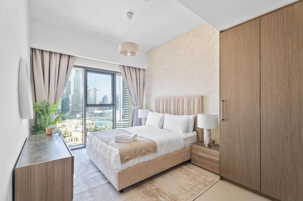 Nasma Holiday Homes - Burj Royale - Tap to explore photos