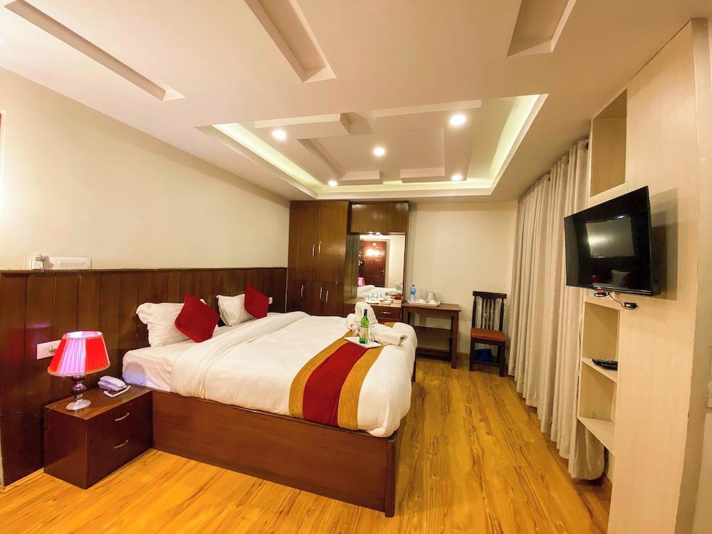 Hotel ABI International Room Type - Premium Room