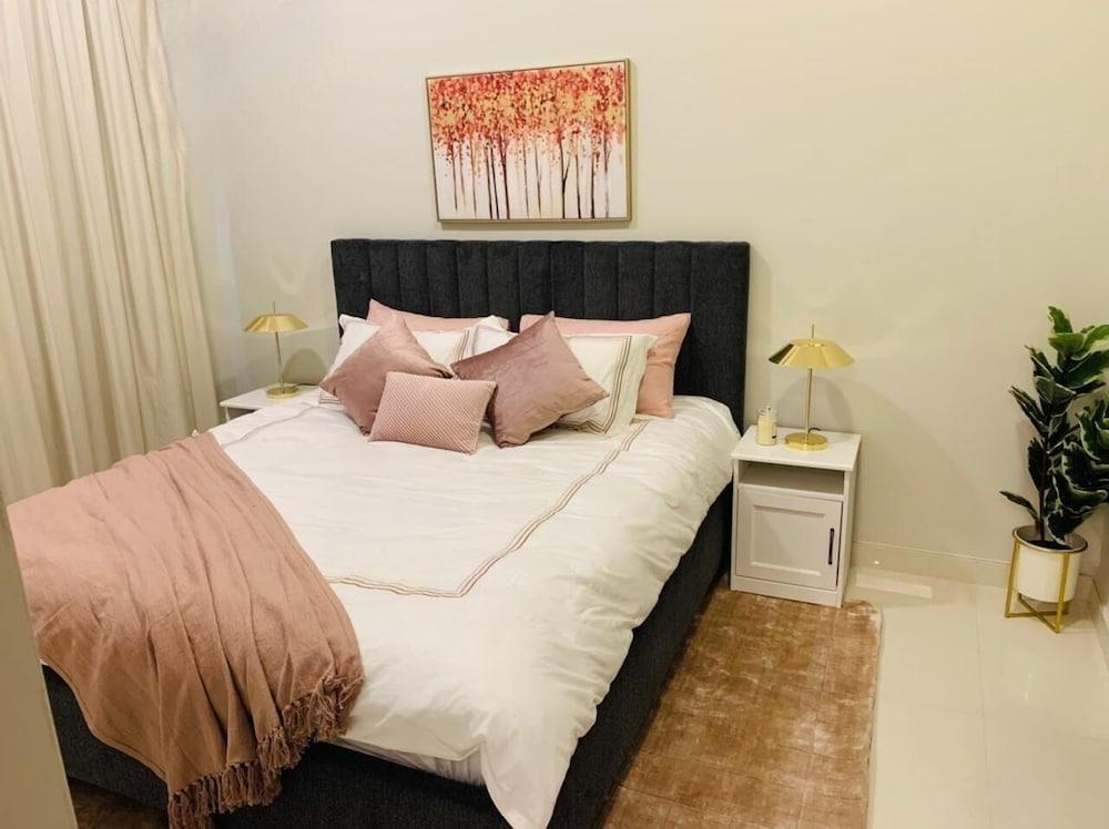 Hera Holiday Home Room Type - Deluxe Apartment, 1 Bedroom