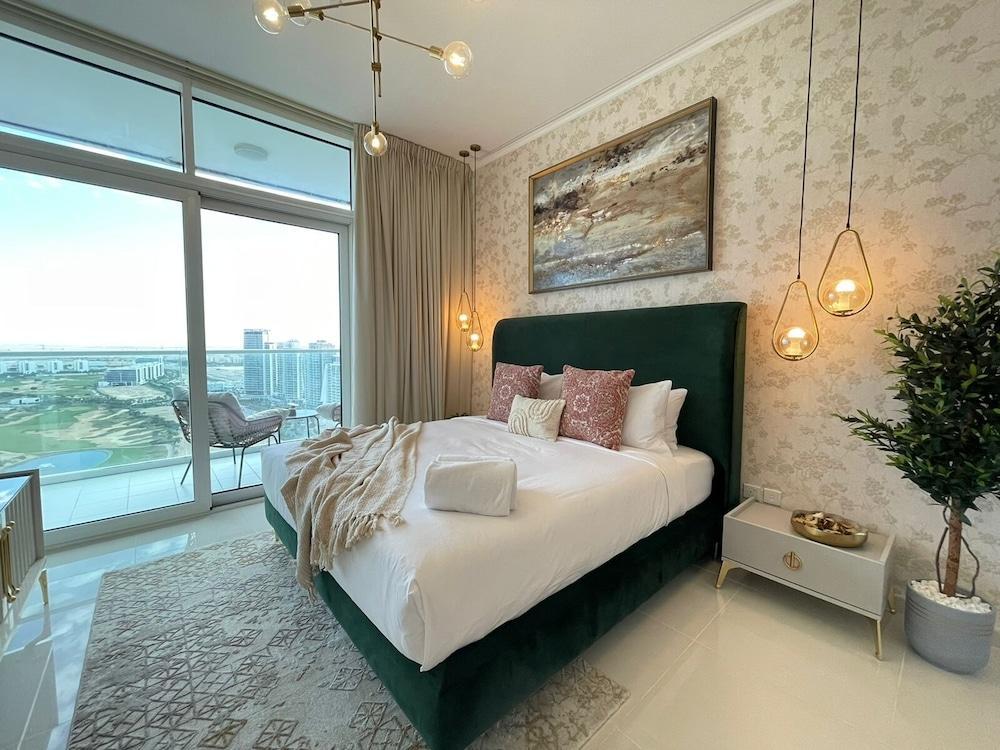 Damac Hills Studio with City View