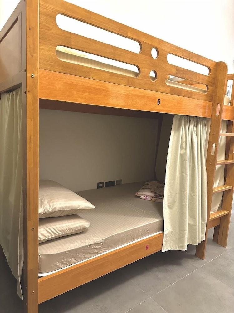 Lakeside Hostel Downtown Room Type - Executive Shared Dormitory, Mixed Dorm, Bay View Lakeside Hostel Downtown Room Type - Executive Shared Dormitory, Mixed Dorm, Bay View