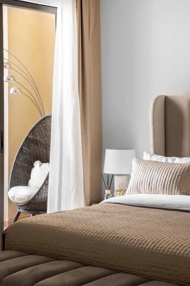 Happy ACADEMIA JBR Room Type - Deluxe Studio