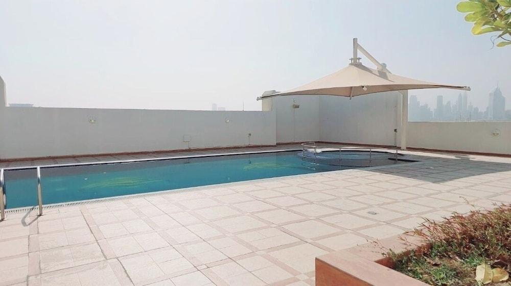 Havana Holiday Homes Oud Metha - Tap to explore photos