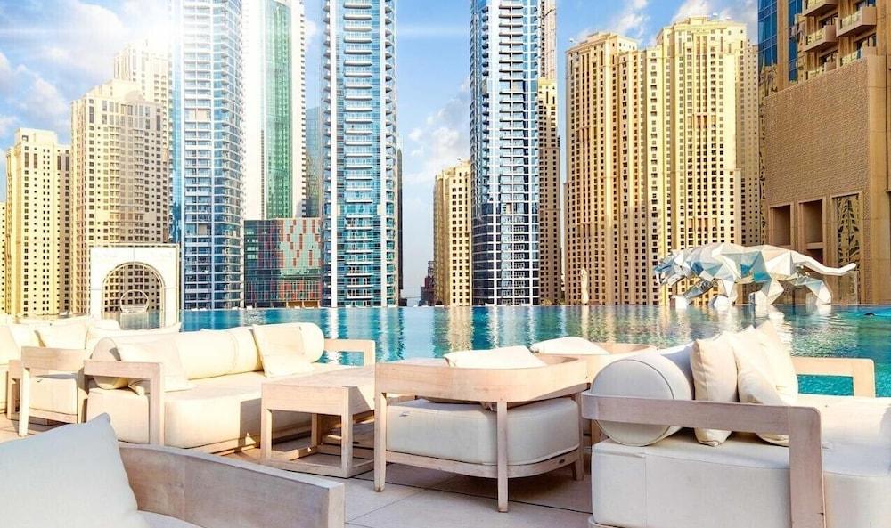 Luxury Address Res Dubai Marina 1BR-2514 - Tap to explore photos