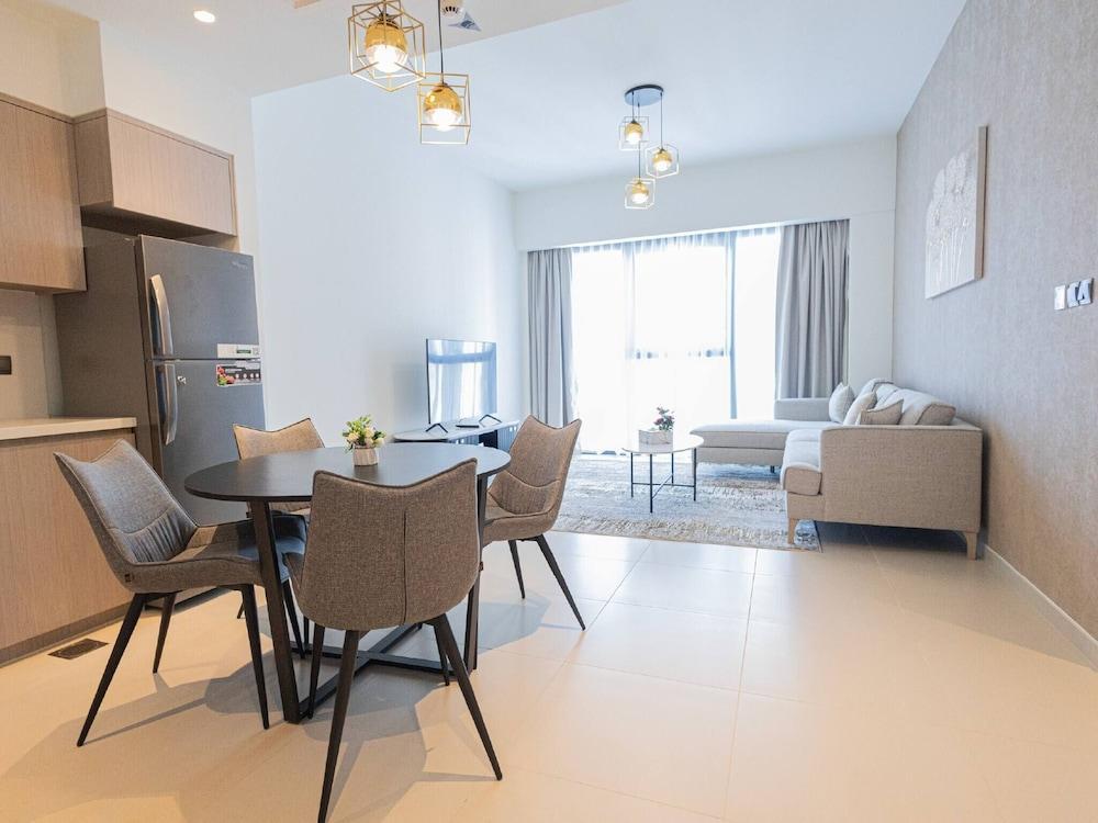 Mh- Act - Downtown 1bhk-ref4002 - Tap to explore photos