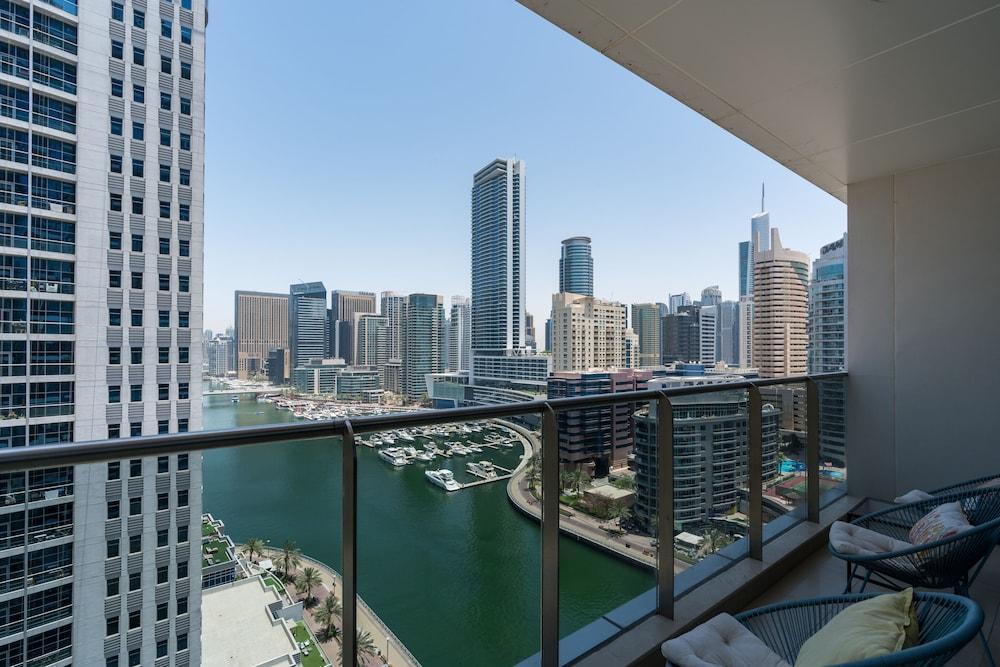 Stunning 1B Apartment With Balcony in Dubai Marina