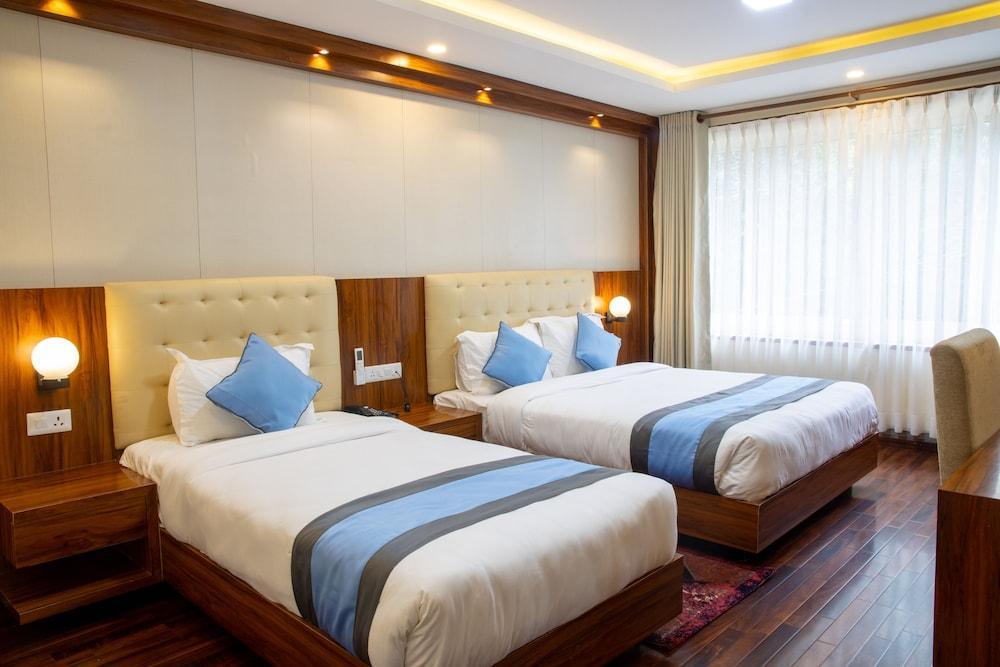 HOTEL DREAMS CONNECT Room Type - Superior Twin Room