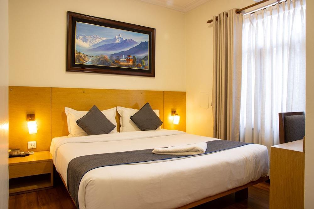 HOTEL DREAMS CONNECT Room Type - Standard Double Room