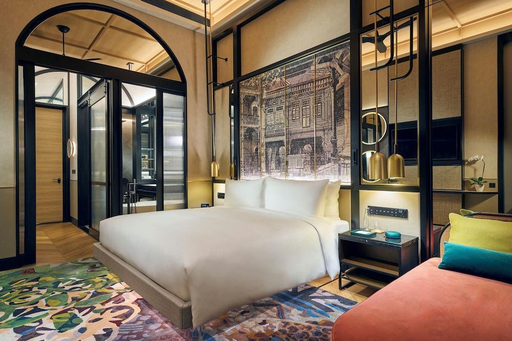 Artyzen Singapore Room Type - Premier Balcony King - Non Smoking