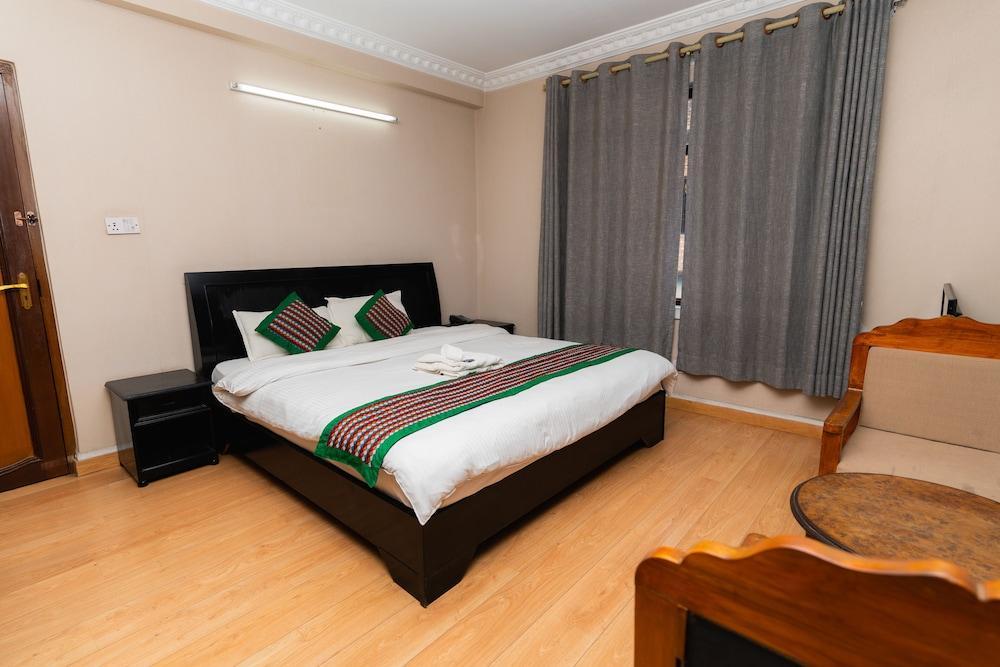 Cloud 9 Garden Room Type - Deluxe Double or Twin Room