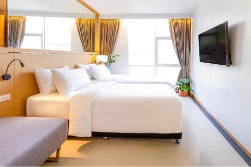 FX Hotel Nana Room Type - Superior Double or Twin Room