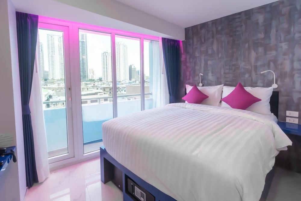Spark Hotel Room Type - Superior Double Room