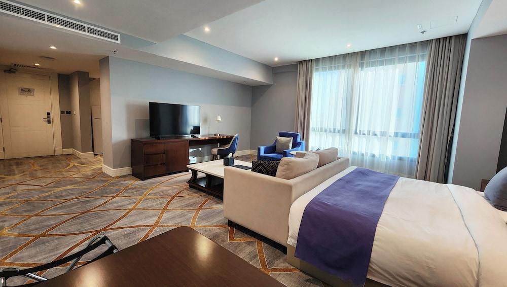 Royal Sherao Hotel Room Type - Premium Suite