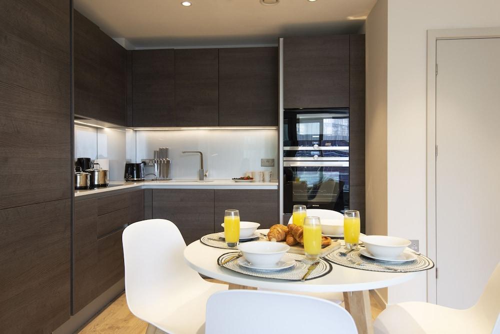 The Kings Cross flat by City Apartments UK - Tap to explore photos