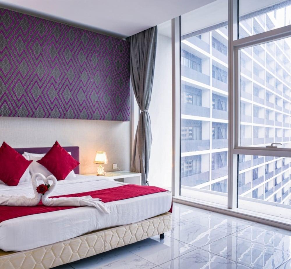 Flixses Suites At Platinum Klcc Room Type - Exclusive Room, 2 Bedrooms