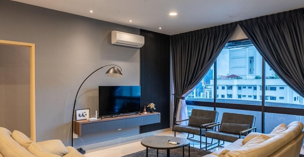 Angkasa Impian 1 at Bukit Bintang Room Type - Grand Apartment
