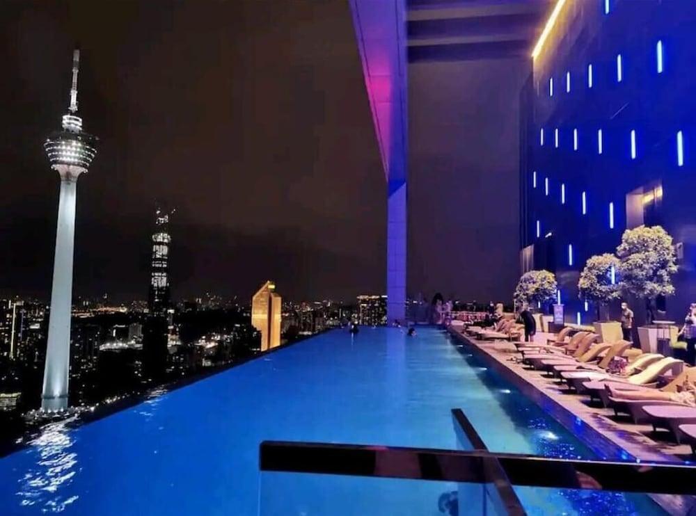 Lux Suites @ Platinum KLCC - Tap to explore photos