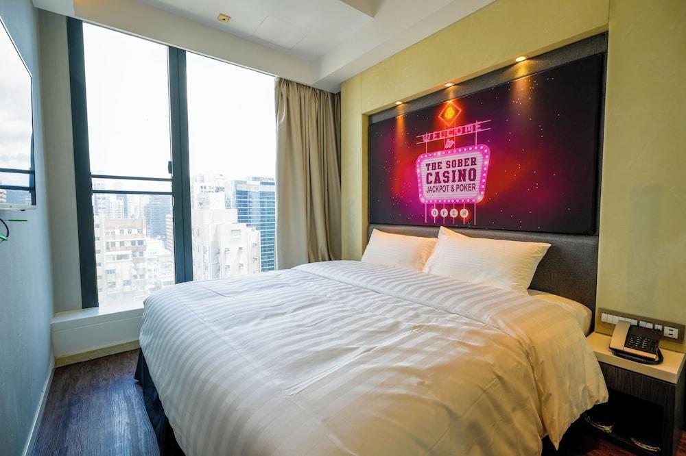 Epoch Hotel Room Type - Signature Double Room