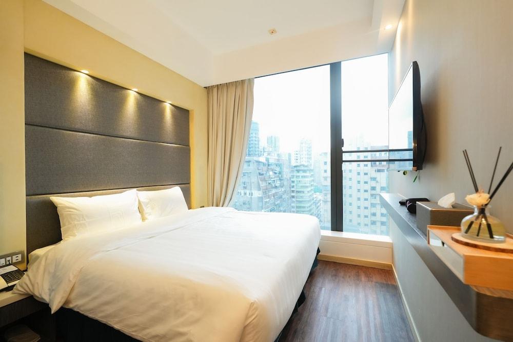 Epoch Hotel Room Type - Premium Double Room