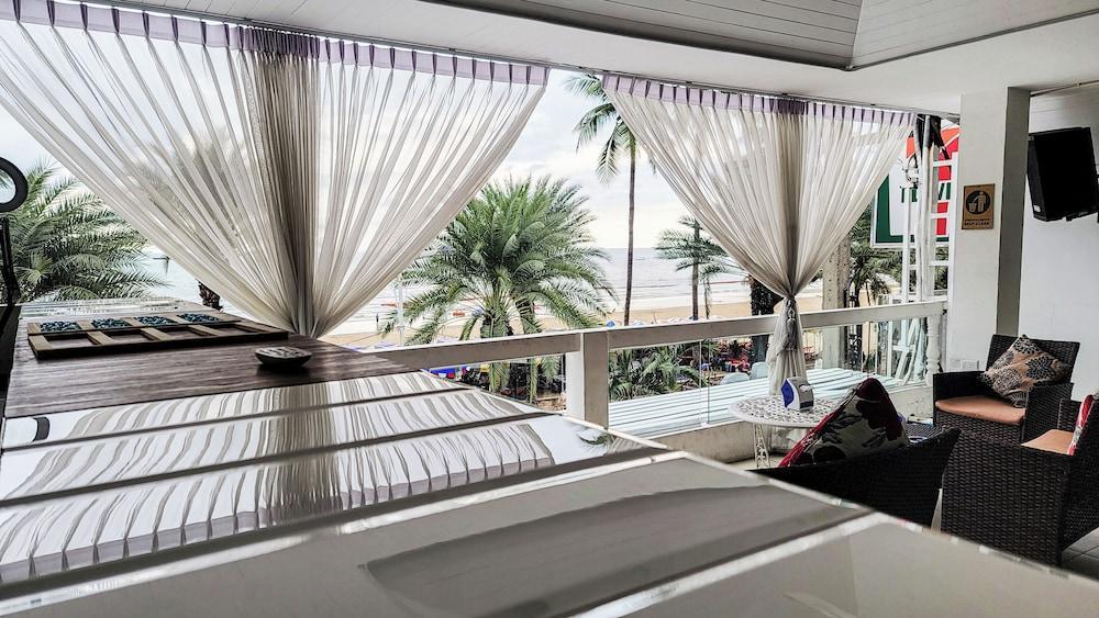 Genie's Pattaya