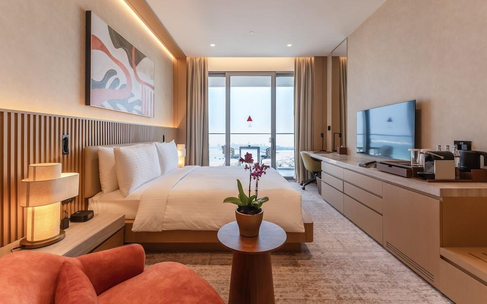 Rixos Premium Qetaifan Island North - Tap to explore photos