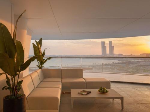 Rixos Premium Qetaifan Island North Room Type - Premium Room with Sea View and Meryal Waterpark Access