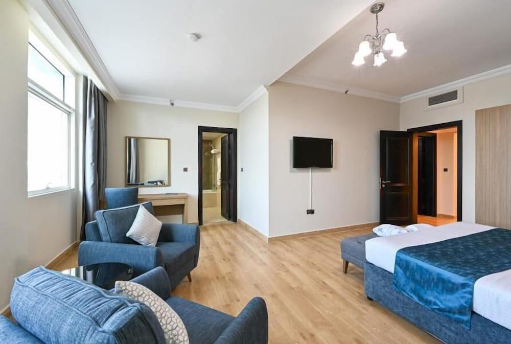 Saray Mushereib Hotel & Apartment Suites - Tap to explore photos