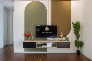 UNA Serviced Apartment, Sunway Velocity Kuala Lumpur - Tap to explore photos