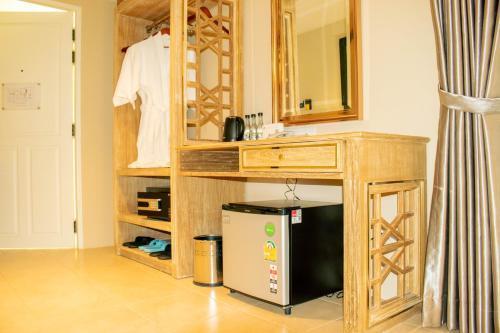 siri grand bangkok hotel Room Type - Triple Room - Disability Access