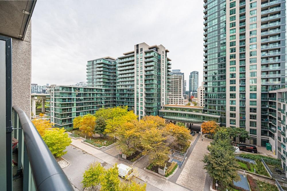 RS Boutique Suites - Fort York - Tap to explore photos