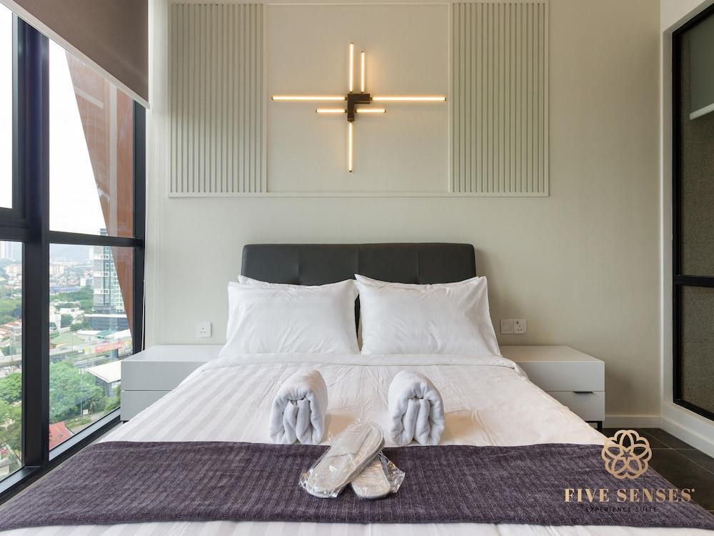 Scarletz Suites by Five senses Room Type - Signature Suite Scarletz Suites by Five senses Room Type - Signature Suite