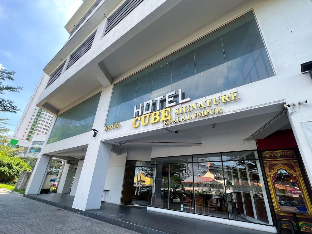 Cube Plus Signature Hotel OUG Kuala Lumpur - Tap to explore photos