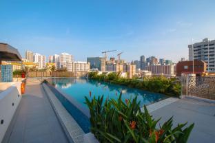 Aqueen Prestige Hotel Jalan Besar - Tap to explore photos