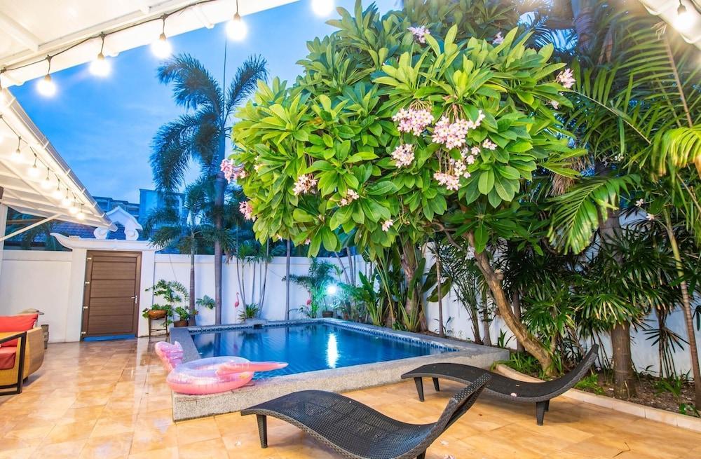 Private pool 3BDR villa beach at 200m - Tap to explore photos
