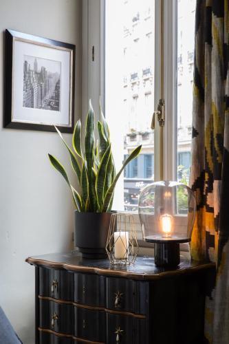 Relais Saint Germain - Tap to explore photos