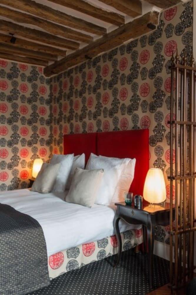 Relais Saint Germain Room Type - Junior Suite Relais Saint Germain Room Type - Junior Suite