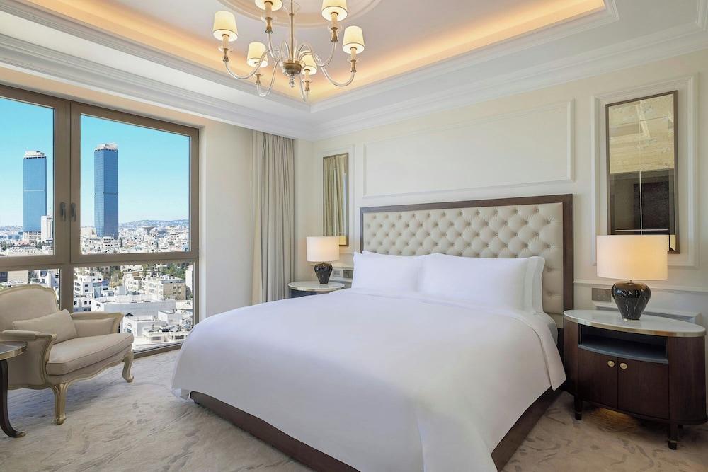 The Ritz-Carlton, Amman Room Type - Grand Suite, 1 King Bed (View)