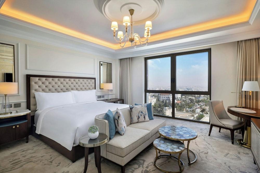 The Ritz-Carlton, Amman Room Type - Luxury Room, 1 King Bed, City View
