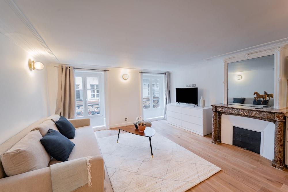 Aparthotel Quartier Libre Madeleine Room Type - Deluxe Apartment