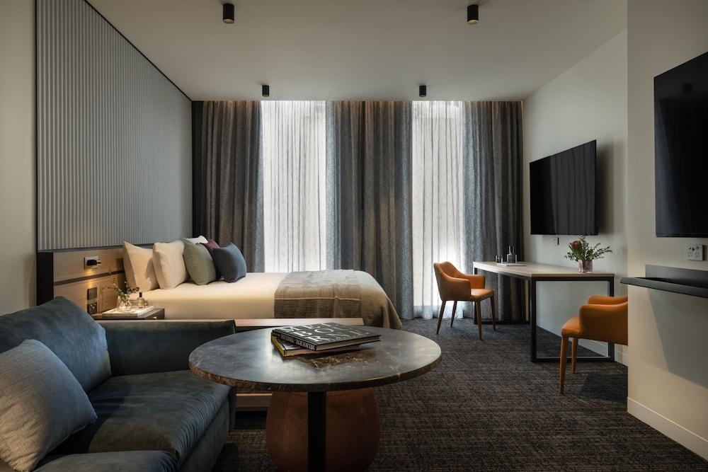 The Howey Room Type - Capitol Studio The Howey Room Type - Capitol Studio