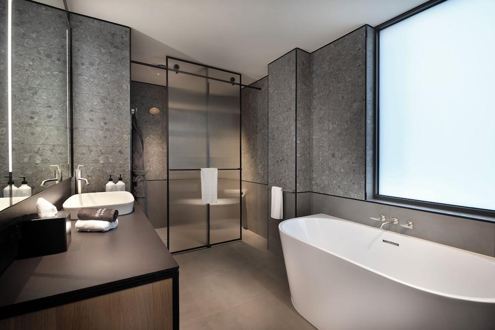 The Howey Room Type - Urban Luxe